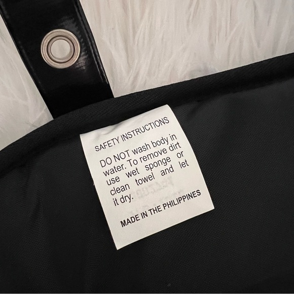 Riddell Football Back Plate - Picture 4 of 5